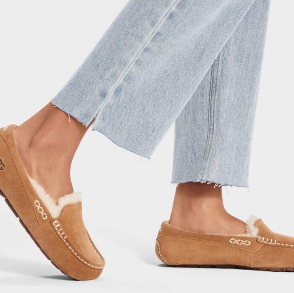 UGG Ainsley Slippers